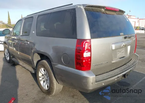 2008 Chevrolet Suburban 1500 Lt из США, поврежденный, VIN 3GNFC16098G106587